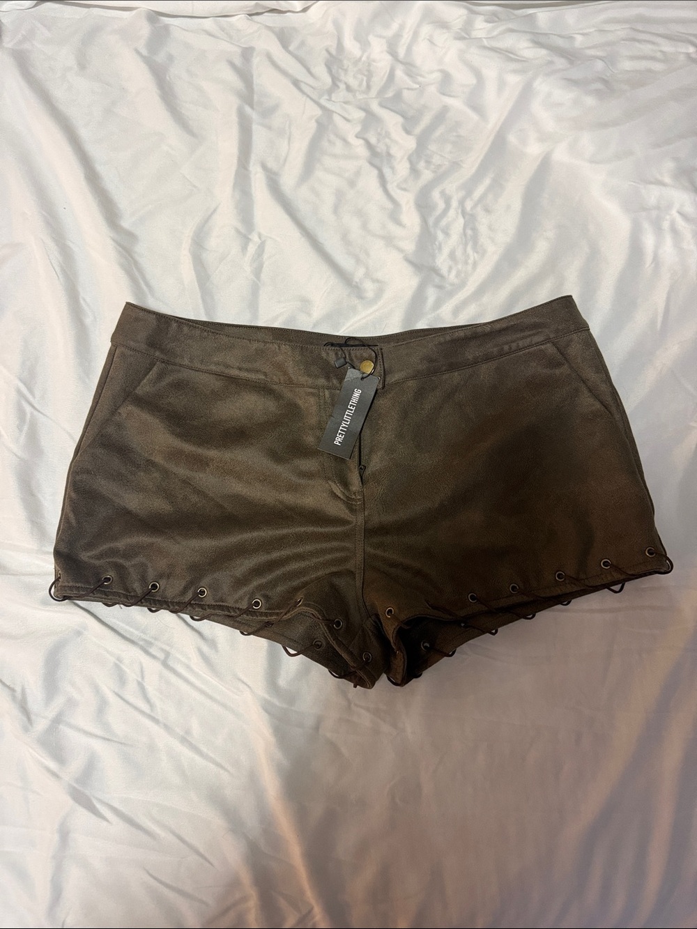 PrettyLittleThing Olive Lace-Up High Waist Women's Shorts